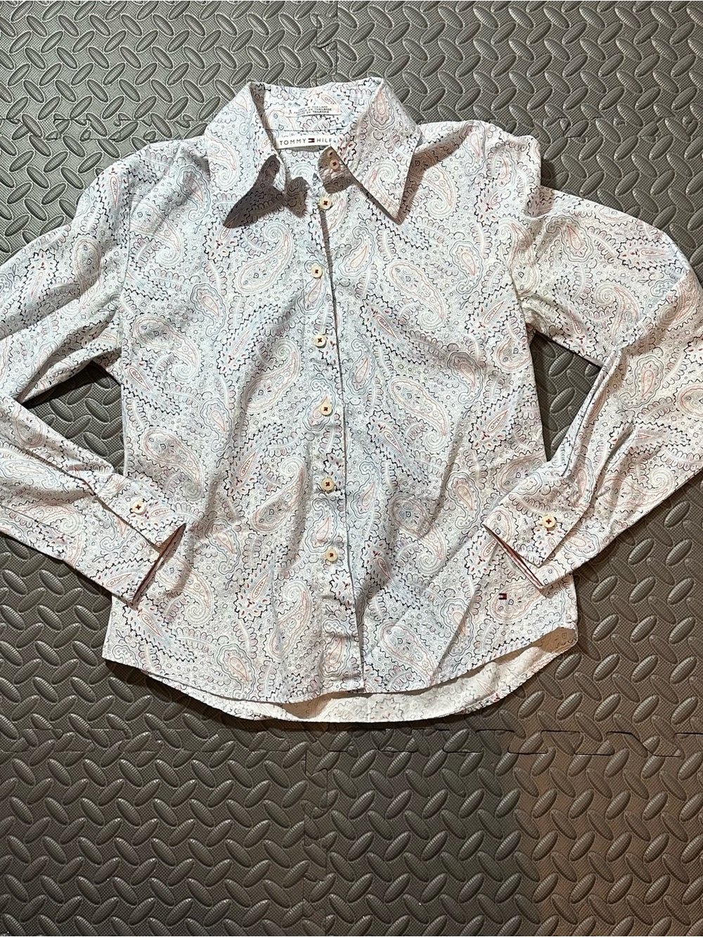 Tommy Hilfiger Women’s Paisley Button-Up Shirt - Size 6 - Like New